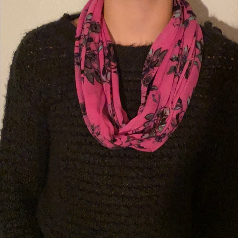 Girls scarf
